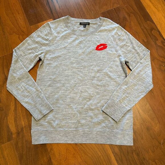 Banana Republic women's Tippi Gray Crewneck Sweater with Embroidered Lips size m - Picture 1 of 6